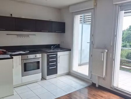 superbe 3p dans un beau cadre de verdure