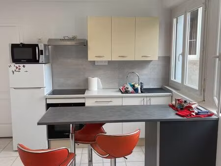 très beau t2 meublé