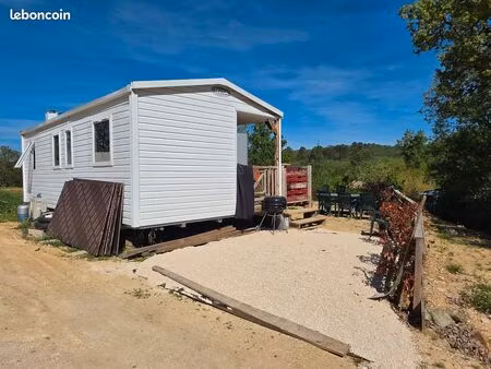 mobile home 2 chambres à louer dans terrain privé