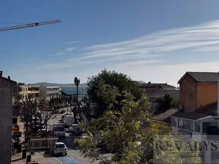 vente appartement 3 pièces 80 m² carqueiranne (83320)