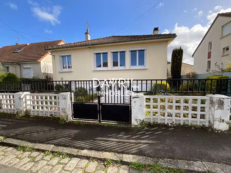maison conflans sainte honorine  à quelques pas de la place tant convoitée de chenevières 