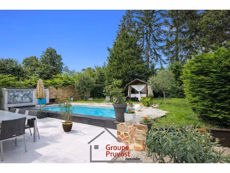 vente maison 8 pièces 160 m² mâcon (71000)