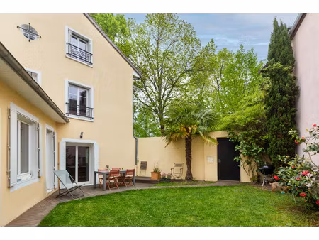 maison trois chambres av du chateau exclusivite