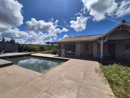 a vendre sur la commune de la teste de buch  belle maison 4