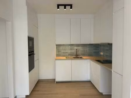 appartement 1 chambre avec terrasse à anderlecht