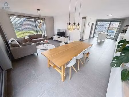 maison neuve récente  clé en main  avec 4 chambres  terrasse