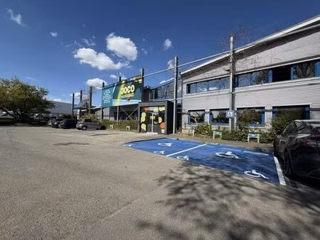 prestigieux bureau de 132 m2 en location - villeneuve-d'ascq  france