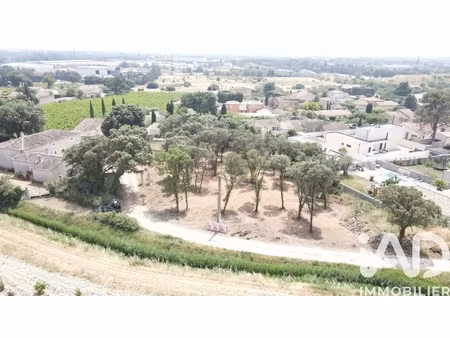 vente terrain 820 m²