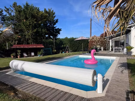 vente maison barcelonne du gers  86m² 4 pièces 220 000€ avec piscine