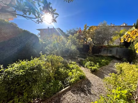 magnifique 3p rénové avec jardin