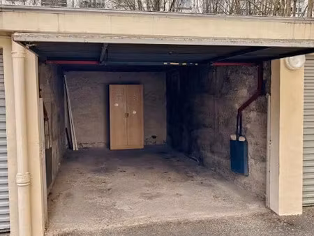 vente parking 16 m² à lyon 5ème (69005)  27 500 €