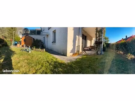 appartement t2 rez-de-jardin  cave  place parking