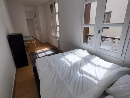 location par chambre 1bis rue de la trinité
