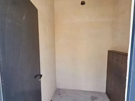 local pour vélo ou cellier