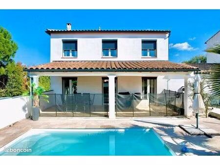 maison familiale avec piscine
