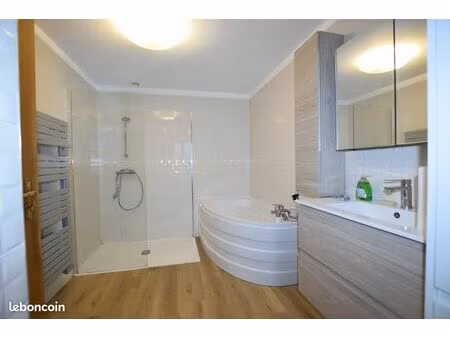 maison 4 pièces 133 m²