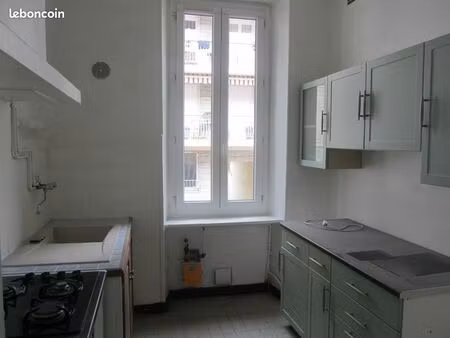 loue petit p2 quartier de la gare ales