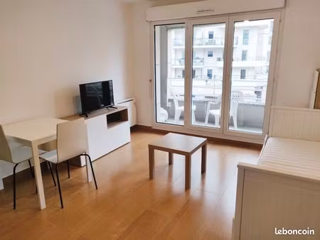 studio au marché marceau