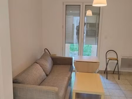 t2 rdc avec jardin + parking secteur yschool