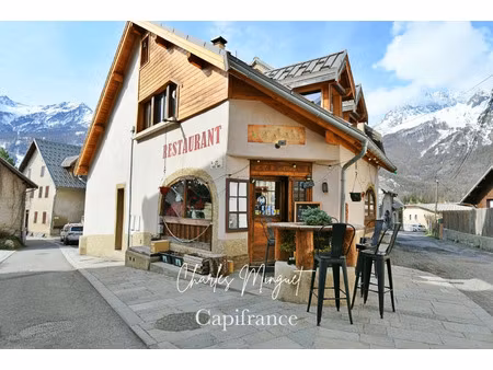 fonds de commerce à vendre le monetier les bains 74m2 299 000€