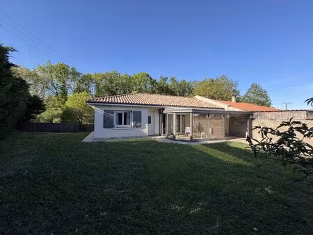 une maison plain-pied rénovée en 2022 !