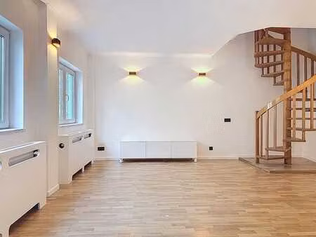 chatelain - arrière maison 2 chambres