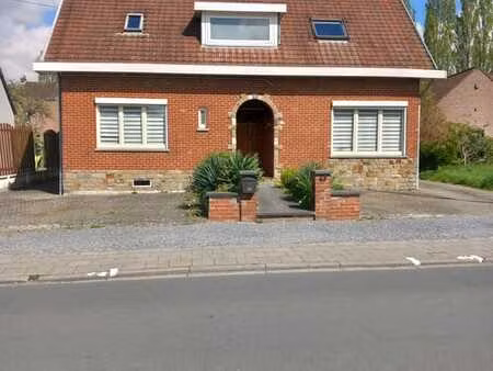 maison 4 ch. 250m² avec jardin et garage