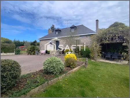 découvrez cette charmante maison familiale avec beau terrain !