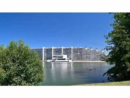 appartement spacieux  avec trois chambres