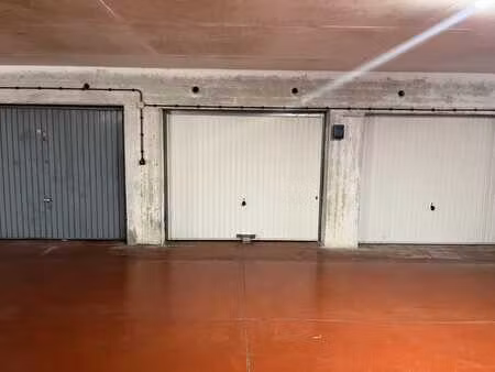box garage sécurisé à louer à watermael-boitsfort