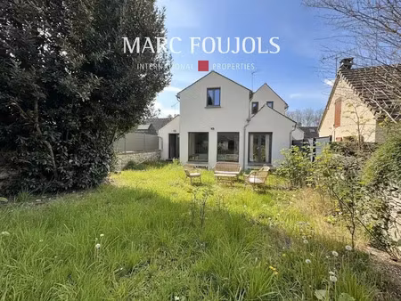 location maison 6 pièces 166 m² à mont-l'evêque (60300)  2 200 €