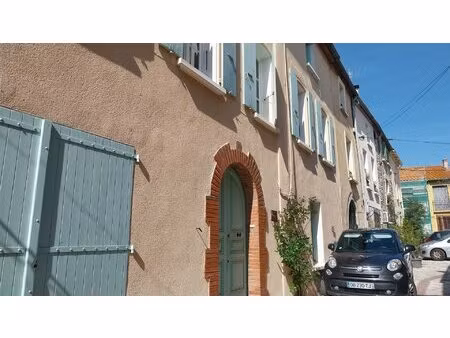 opoul-périllos  maison 18è siècle 285 m2 avec patio et terrasse.