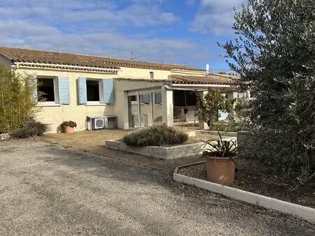 maison à rénover dans un joli hameau de roussillon
