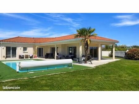 ? maison contemporaine de plain-pied – 131 m² habitables – précieux (8 min montbrison)