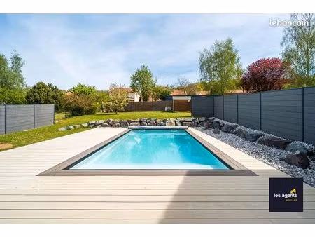 pavillon 5 pièces 104 m²