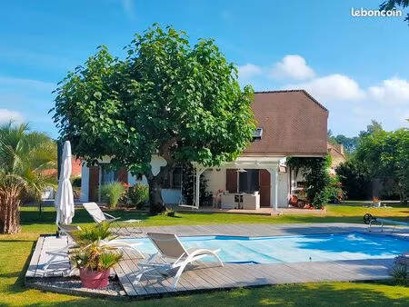 maison familiale - 130m2 - 4 chambres - terrain 1200m2