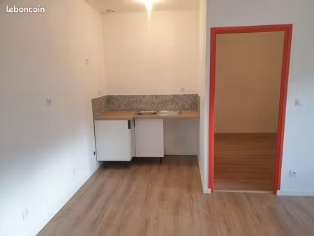 f2 rdc 10 mns de rouen