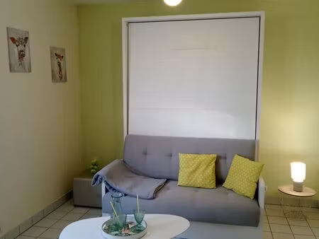 cl-fd proche banque de france  meublé 32m²+parking+cave