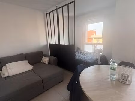 f1 neuf proche 1er mai