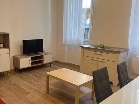 appartement t2 meublé à 50m de la plage ?️