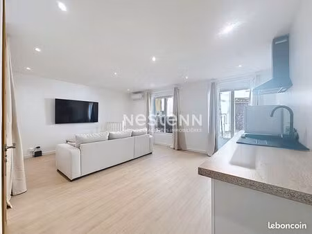 studio 1 pièce 32 m²