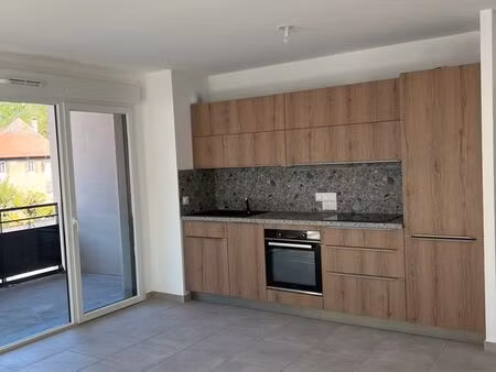 rare loue t2 frangy centre neuf entre annecy et geneve 58 m2 terrasse vue parking