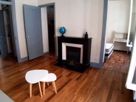 charmant t2 meublé et rénové championnet