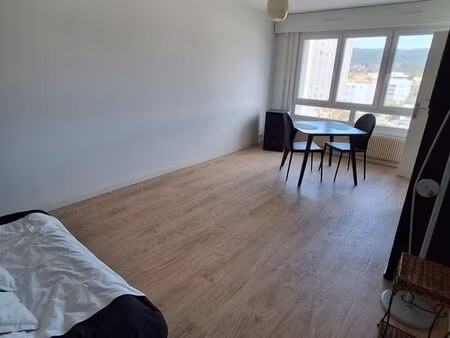 appartement meublé t1 + parking extérieur