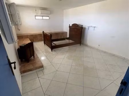 location bas de villa