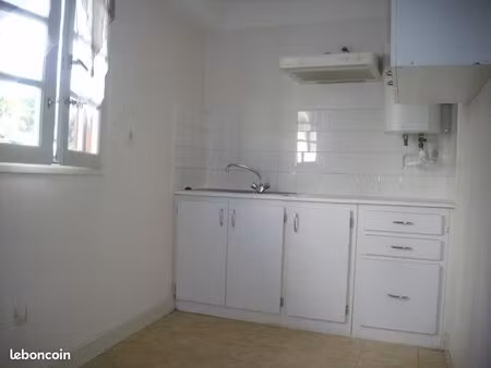 a louer à l'année t2