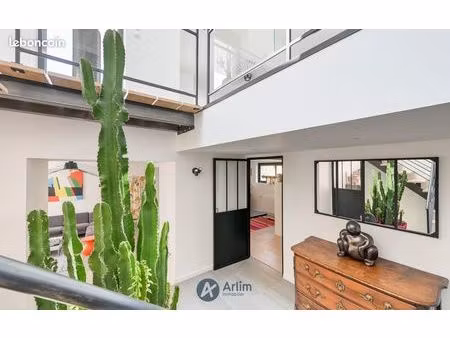 très belle villa contemporaine