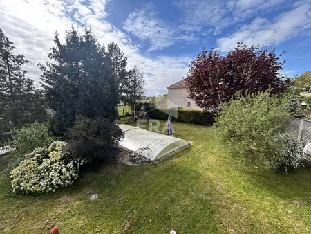 maison plaisir 7 pièce(s) 172 m2