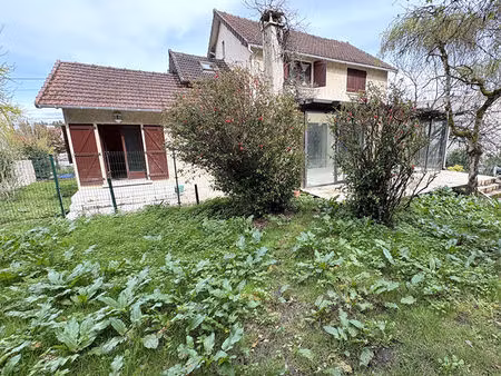 maison saint cyr l ecole 7 pièce(s) 170 m2