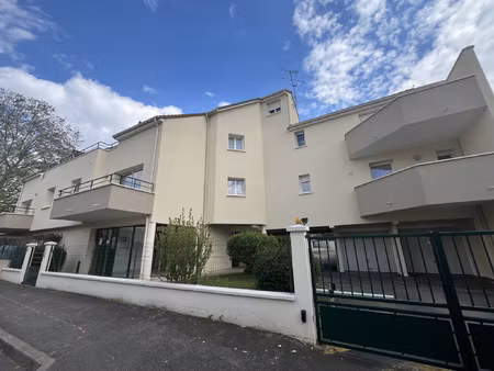 l'agence du viaduc appartement 2 pièces résidence calme